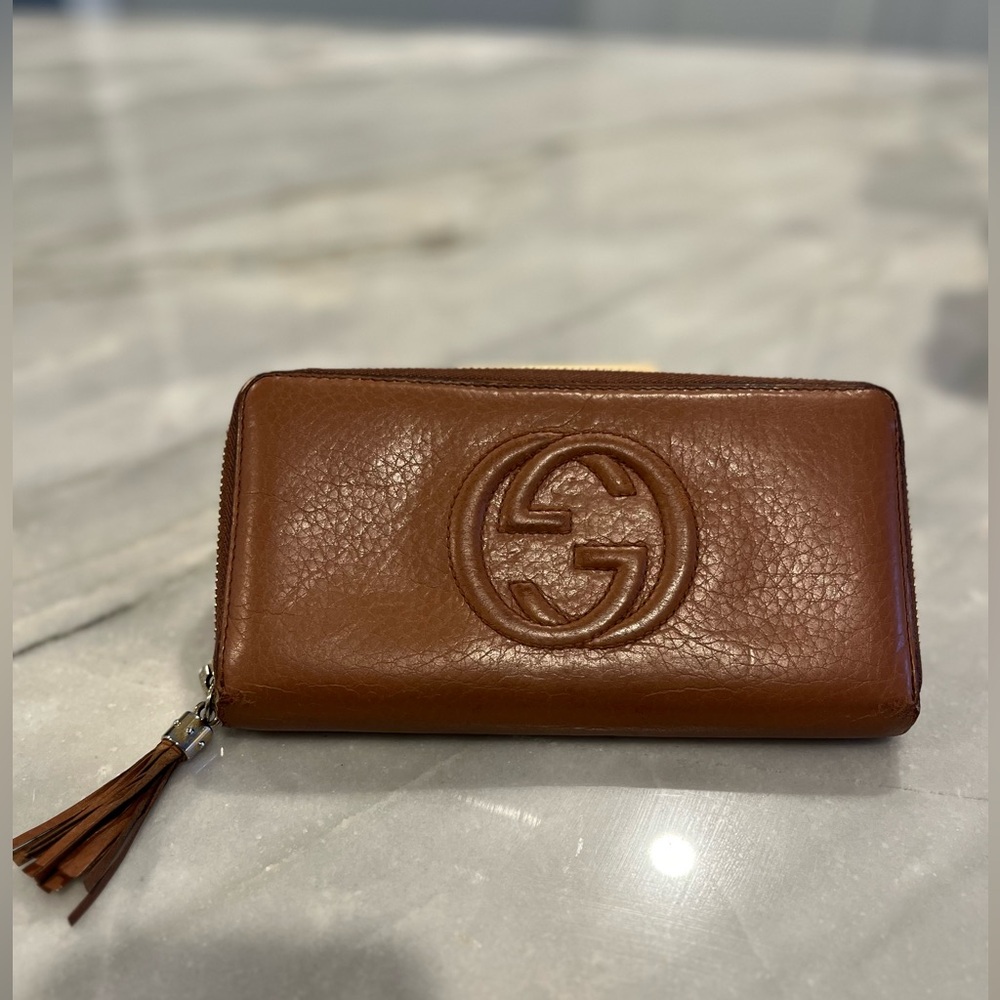 Gucci Tan Leather Wallet with Tassel